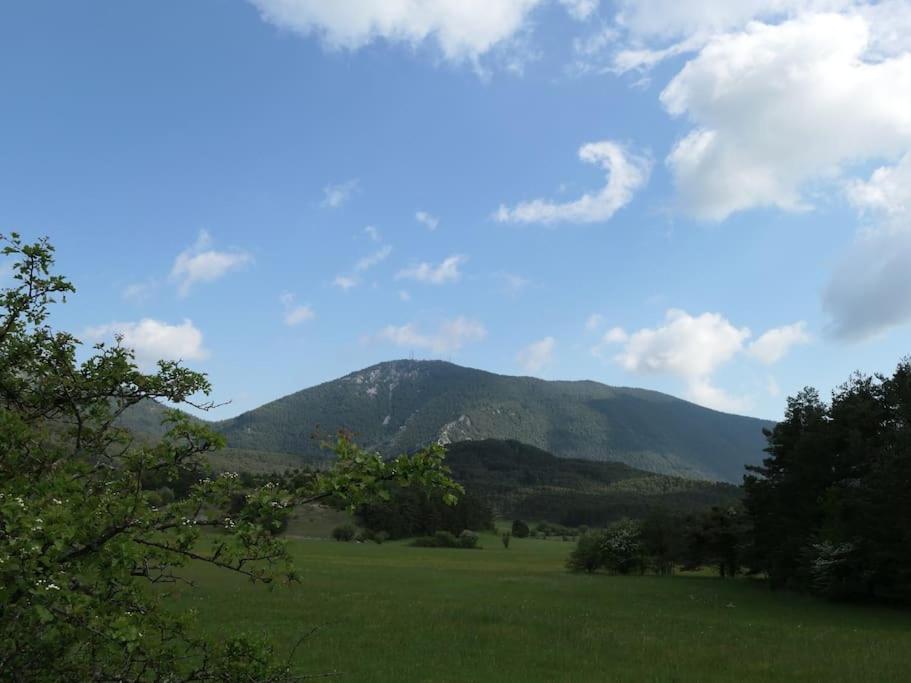 Montagne, Mer Et Verdon Séranon Kültér fotó