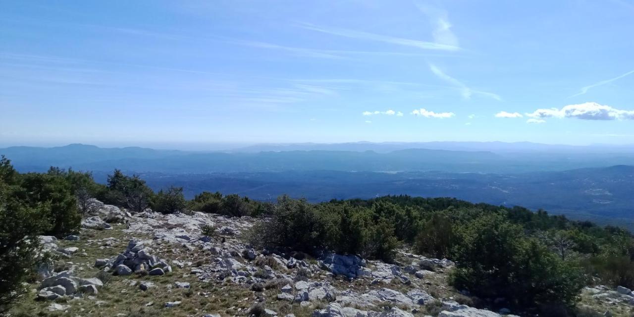 Montagne, Mer Et Verdon Séranon Kültér fotó